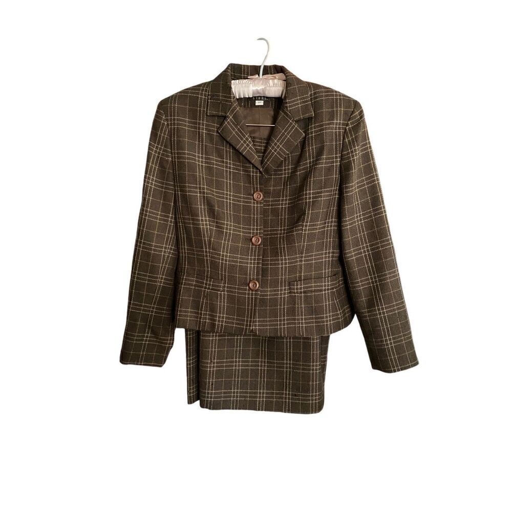 Amber stone vintage, two piece 100% wool women’s skirt suit S/10P